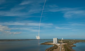 SpaceX’s Falcon Heavy rocket lifts off from Kennedy Space Center.